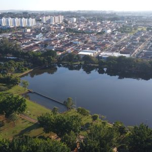 Parque ecológico de araras